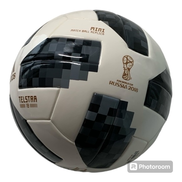 Rare Adidas Football Telstar 2018 FIFA World Cup Russia Match MINI Ball Size-1 - Picture 1 of 6